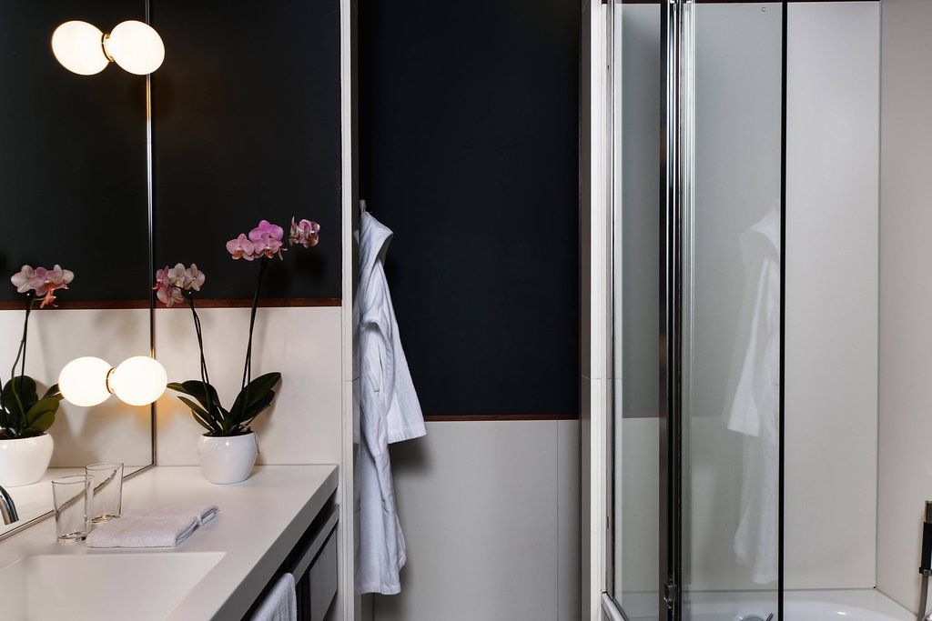 The Lucerne, Autograph Collection 5*
